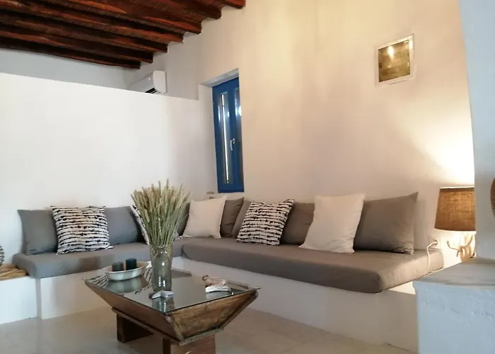 Spacious Paros, Lefkes House With Awesome View Σπίτι διακοπών Λεύκες
