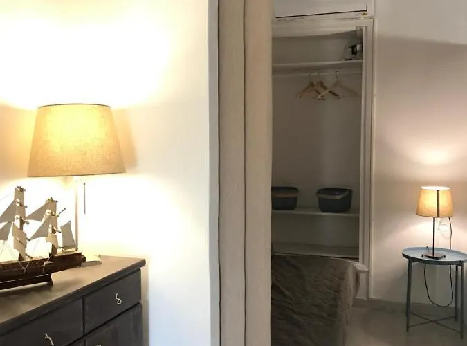 Spacious Paros, Lefkes House With Awesome View Σπίτι διακοπών Λεύκες