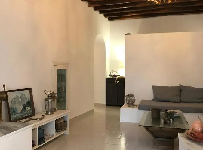 Spacious Paros, Lefkes House With Awesome View